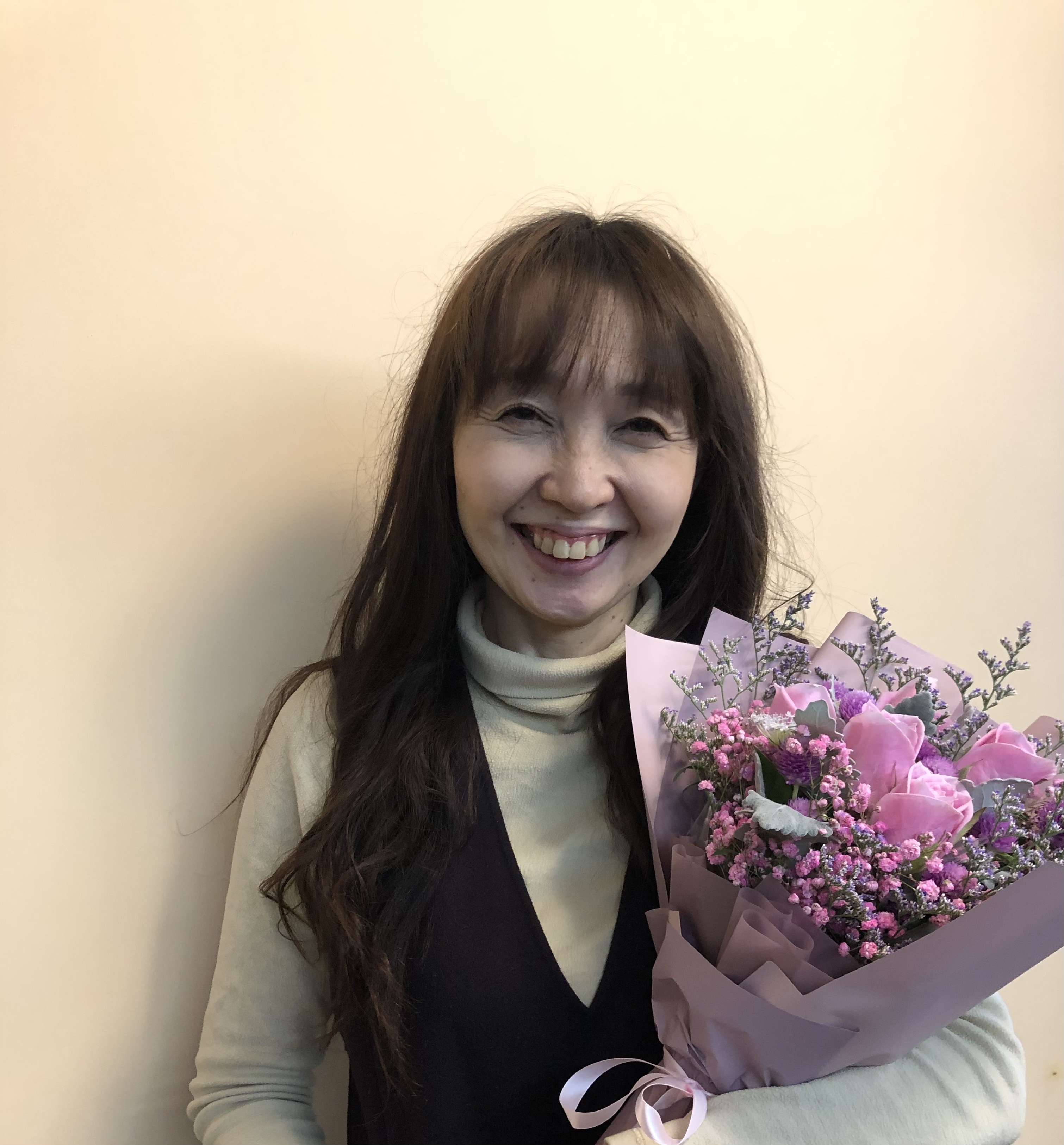 �X�^�b�t�Љ�